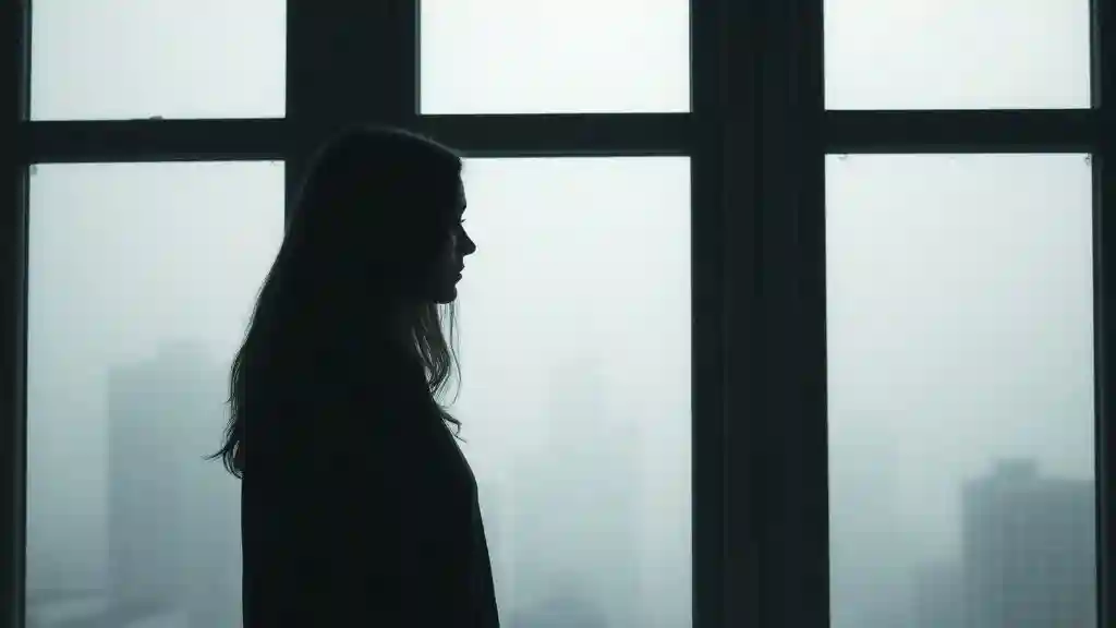 10 Subtle Signs a Relationship Is Toxic Before You Know It